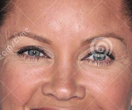 Vanessa Williams eye color