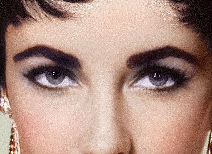 Elizabeth Taylor eye color