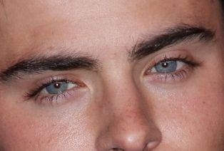 Zac Efron eye color