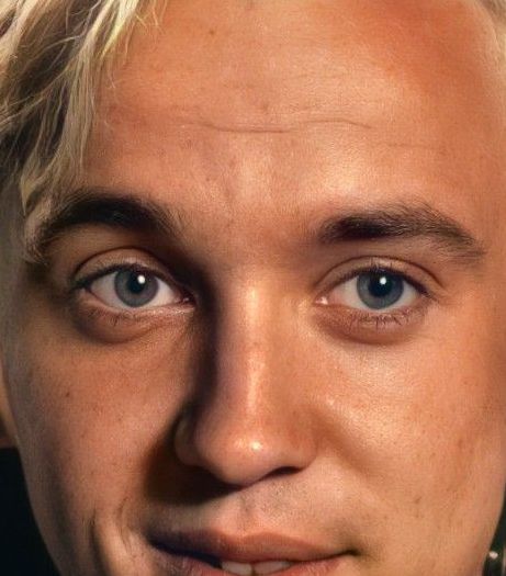 Draco Malfoy eye color