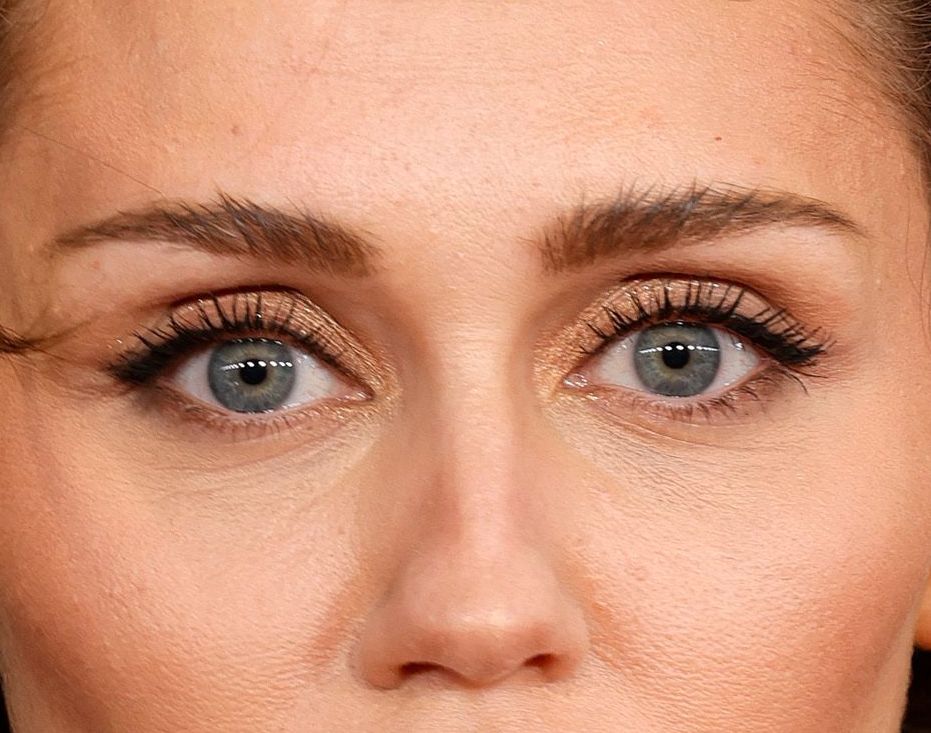 Miley Cyrus eye color