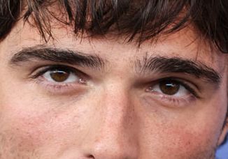 Jacob Elordi eye color