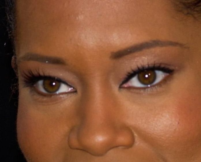 Regina King eye color