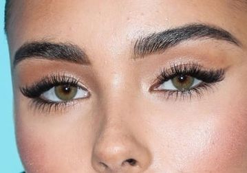 Madison Beer eye color