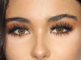 Madison Beer eye color