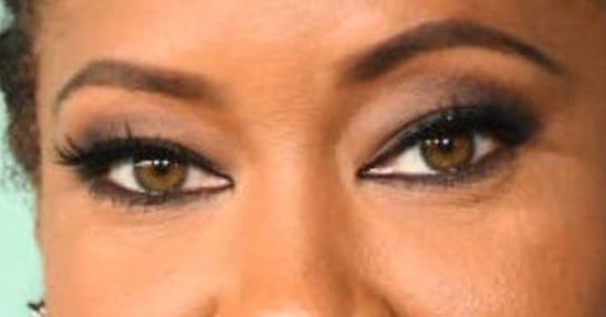 Regina King eye color