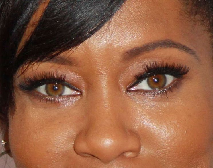 Regina King eye color