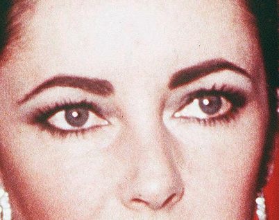 Elizabeth Taylor eye color