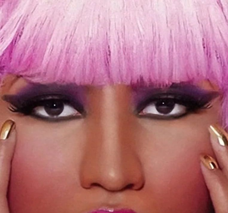 Nicki Minaj eye color