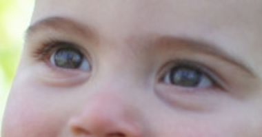 Prince Louis eye color