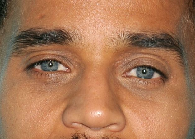 Michael Ealy eye color