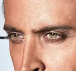 Hrithik Roshan eye color