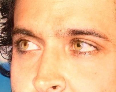 Hrithik Roshan eye color