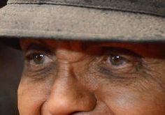 Joe Jackson eye color