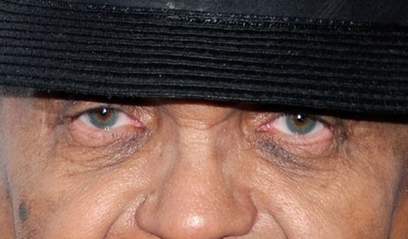 Joe Jackson eye color