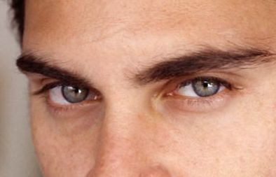 Joaquin Phoenix eye color