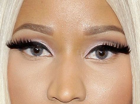 Nicki Minaj eye color