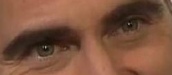 Joaquin Phoenix eye color