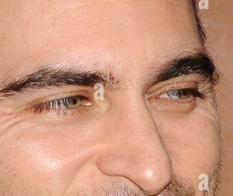 Joaquin Phoenix eye color