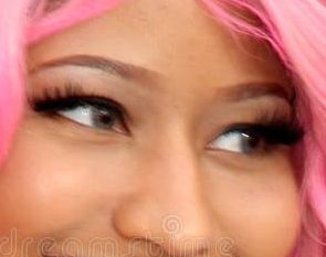 Nicki Minaj eye color