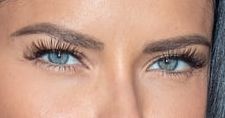 Adriana Lima eye color