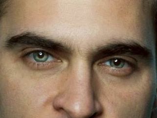 Joaquin Phoenix eye color