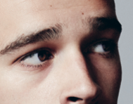 Matty Healy eye color