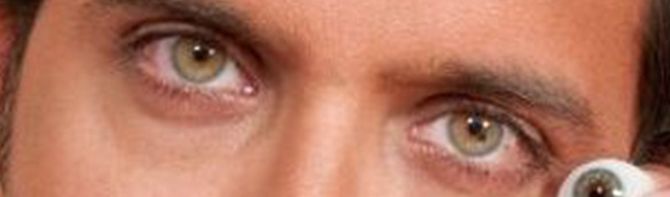 Hrithik Roshan eye color