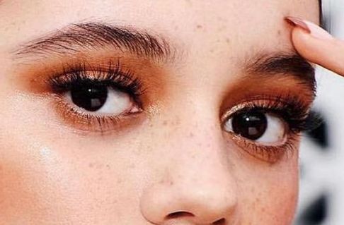 Jenna Ortega eye color