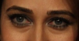 Karishma Kapoor eye color