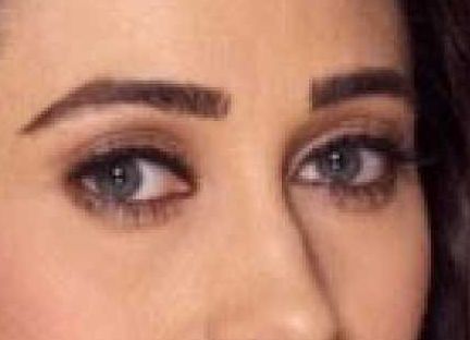 Karishma Kapoor eye color