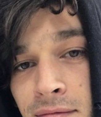 Matty Healy eye color