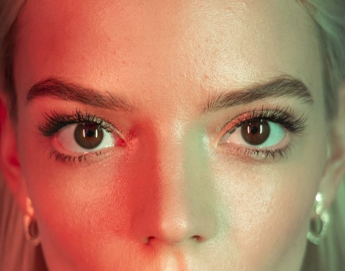 Anya Taylor-Joy eye color