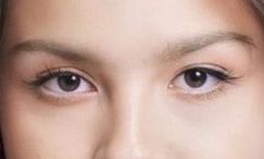 Olivia Rodrigo eye color