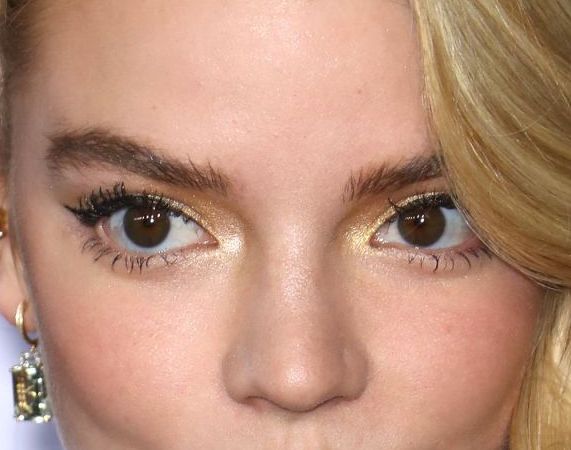 Anya Taylor-Joy eye color