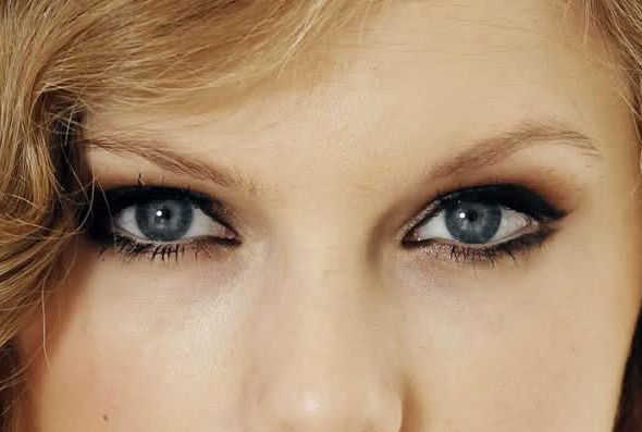 Taylor Swift eye color