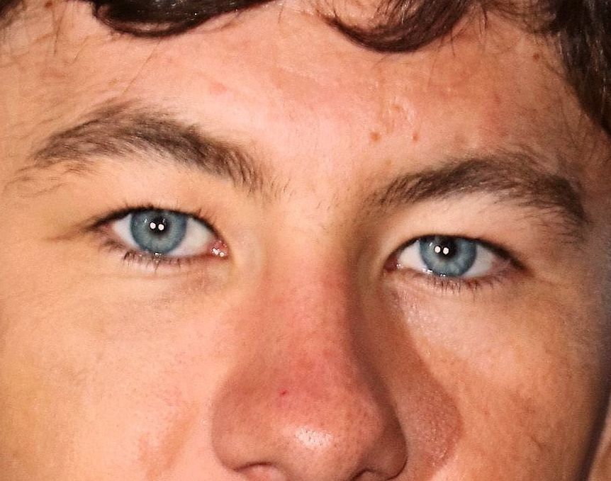 Barry Keoghan eye color