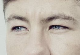 Barry Keoghan eye color