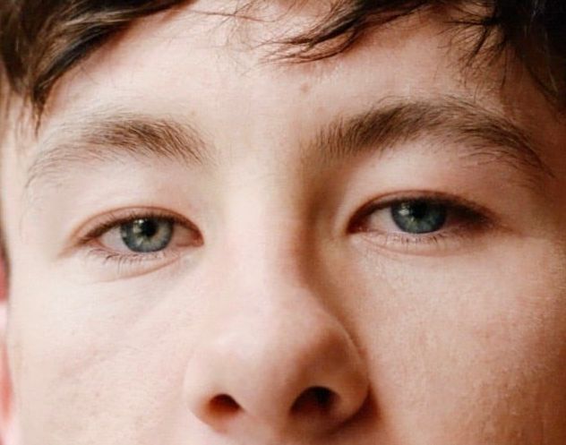 Barry Keoghan eye color