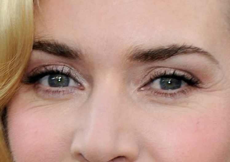 Kate Winslet eye color