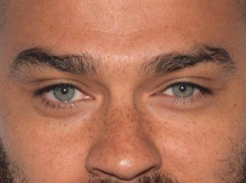 Jesse Williams eye color