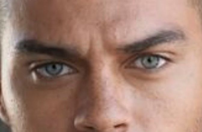 Jesse Williams eye color