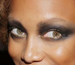 Tyra Banks eye color