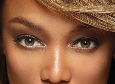 Tyra Banks eye color