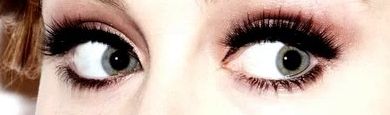 Adele eye color