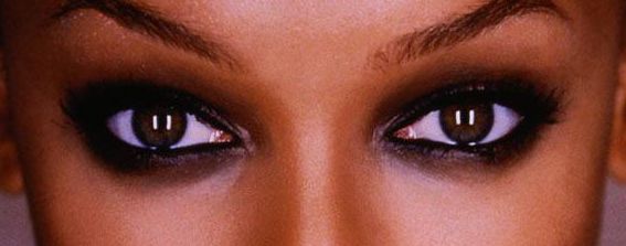 Tyra Banks eye color