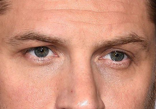 Tom Hardy eye color