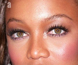 Tyra Banks eye color