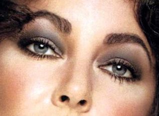 Elizabeth Taylor eye color