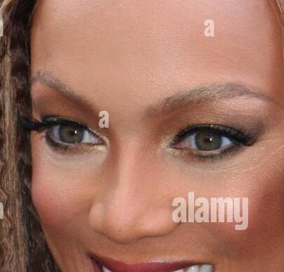 Tyra Banks eye color